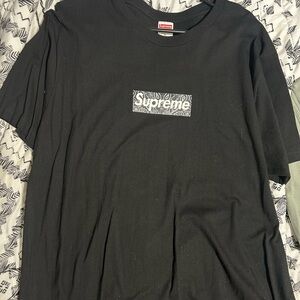 Supreme T-Shirt